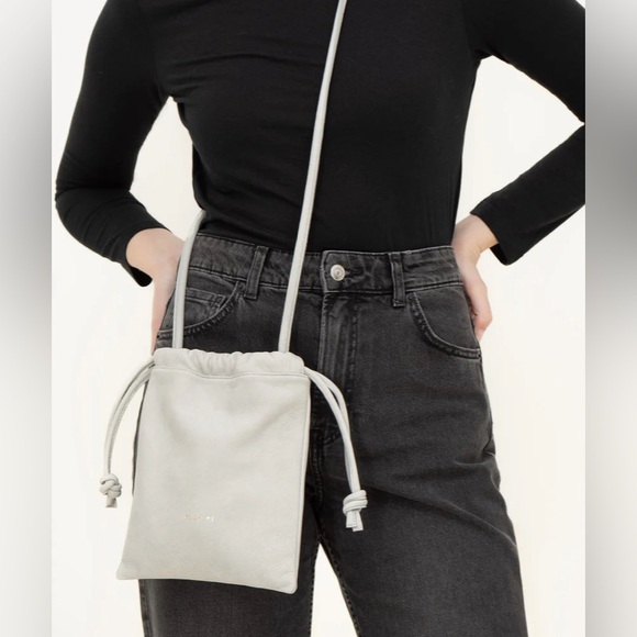 NWT Gemi The Perla convertible crossbody in Pearl